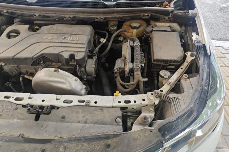 Used Chevrolet Cruze 2017 1.5L Manual Xuanfeng Edition Engine Bay Left