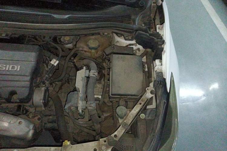 Used Chevrolet Cruze 2017 1.5L Automatic Pioneer Sunroof Edition Engine Bay Left