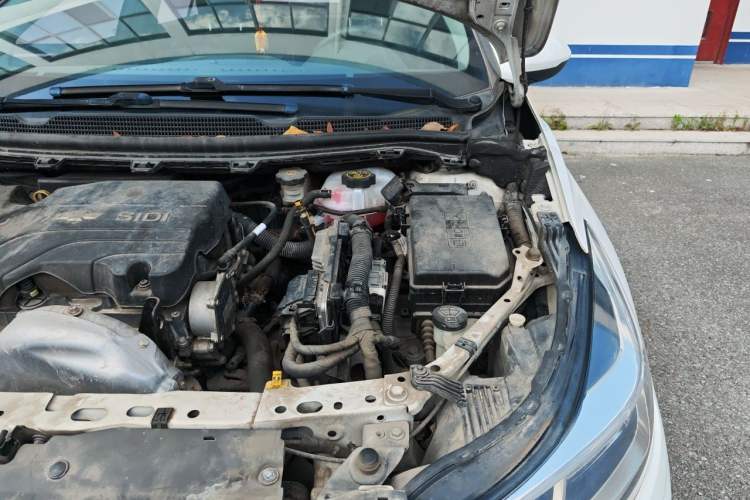 Used Chevrolet Cruze 2017 1.5L Automatic Pioneer Sunroof Edition Engine Bay Left