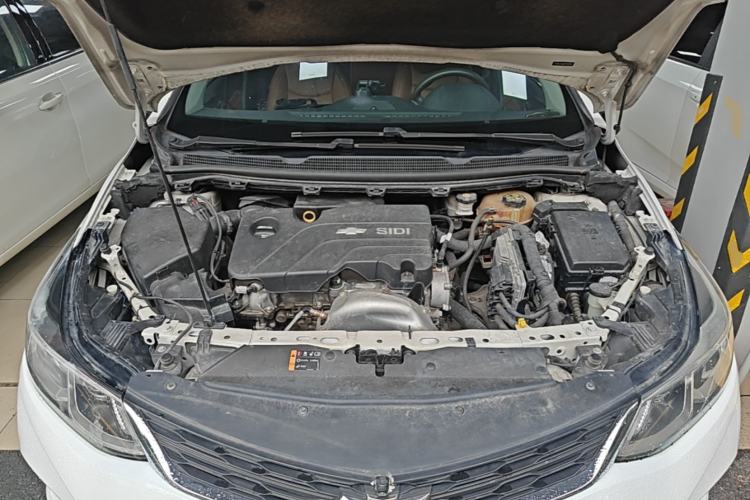 Used Chevrolet Cruze 2017 1.5L Automatic Pioneer Sunroof Edition Engine Bay