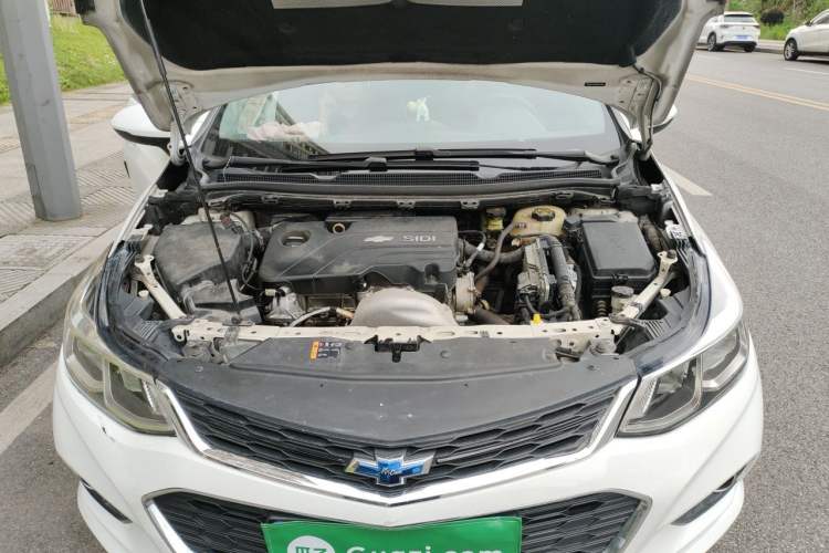Used Chevrolet Cruze 2017 1.5L Manual Xuanfeng Edition Engine Bay