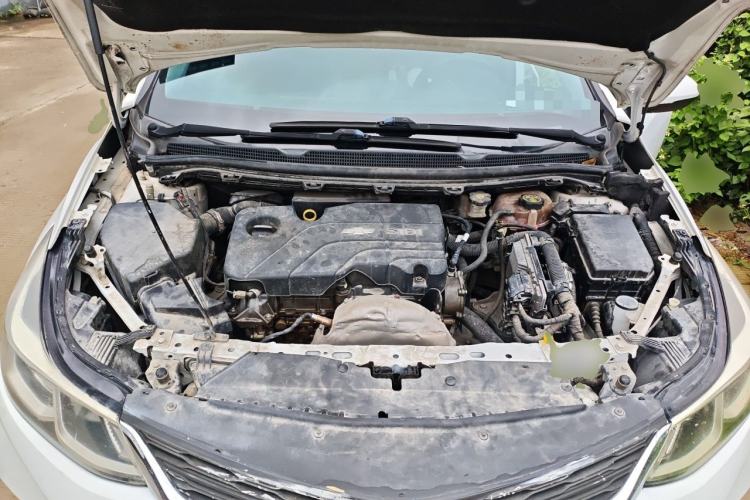 Used Chevrolet Cruze 2017 1.5L Automatic Pioneer Sunroof Edition Engine Bay