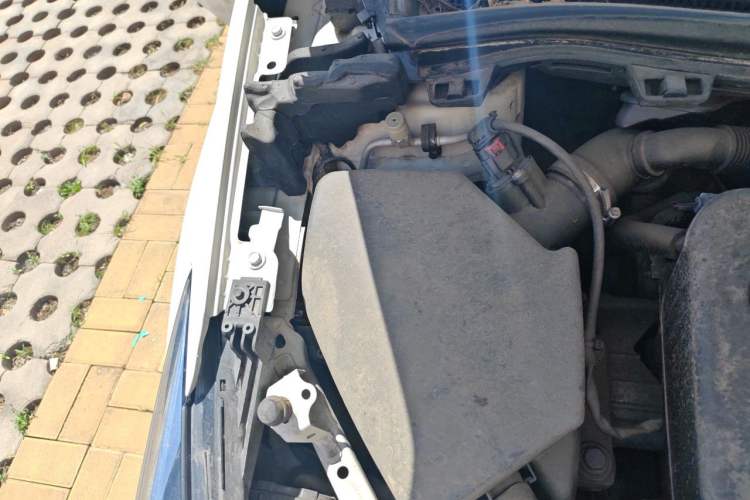 Used Chevrolet Cruze 2017 1.5L Automatic Pioneer Sunroof Edition Engine Bay Right