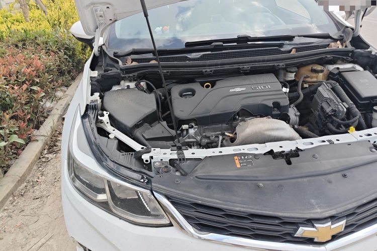 Used Chevrolet Cruze 2017 1.5L Manual Xuanfeng Edition Engine Bay Right