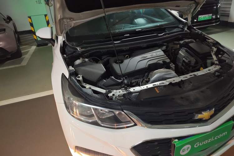 Used Chevrolet Cruze 2017 1.5L Automatic Pioneer Sunroof Edition Engine Bay Right