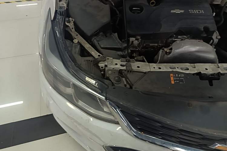 Used Chevrolet Cruze 2017 1.5L Automatic Xuanfeng Edition Engine Bay Right