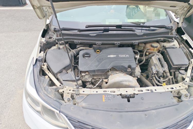 Used Chevrolet Cruze 2017 1.5L Manual Pioneer Edition Engine Bay Right