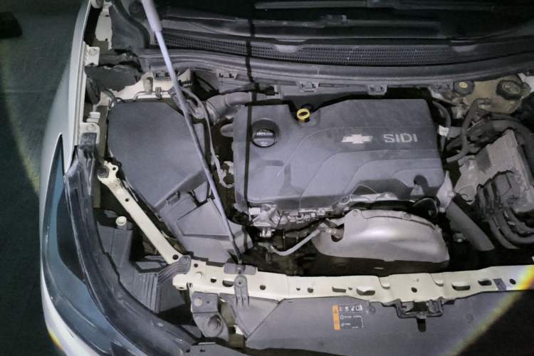 Used Chevrolet Cruze 2017 1.4T Dual-Clutch Pioneer Sunroof Edition Engine Bay Right