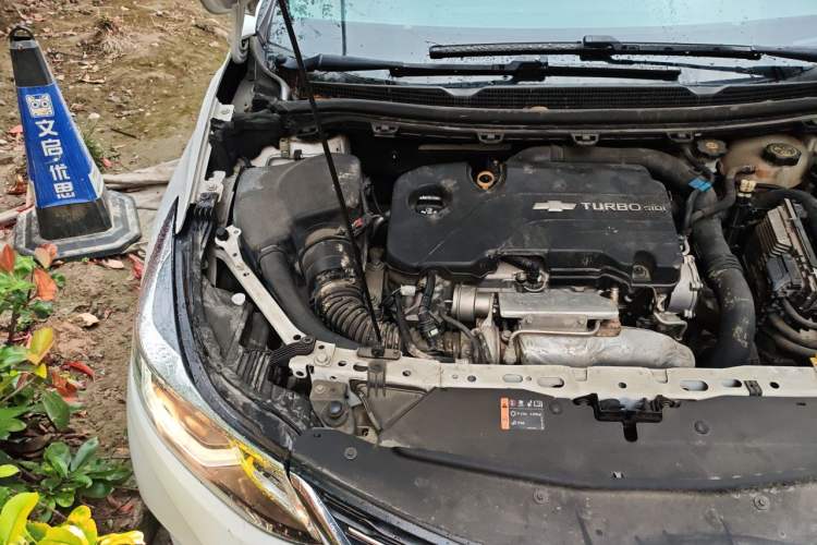 Used Chevrolet Cruze 2017 1.4T Dual-Clutch Lingfeng Edition Engine Bay Right