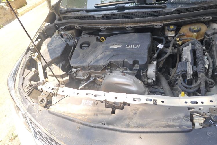 Used Chevrolet Cruze 2017 1.5L Automatic Pioneer Sunroof Edition Engine Bay Right
