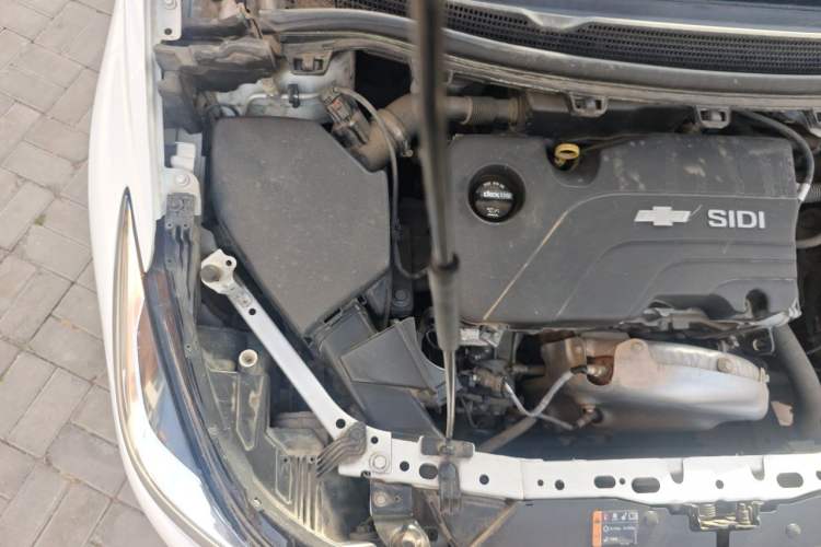 Used Chevrolet Cruze 2017 1.5L Manual Pioneer Edition Engine Bay Right