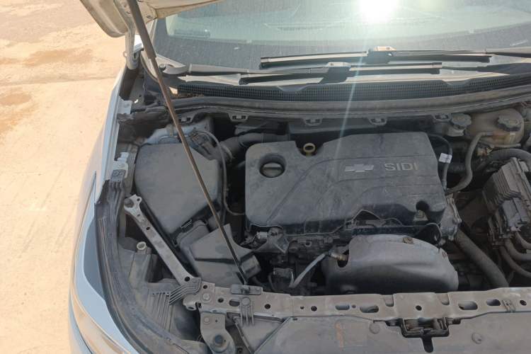 Used Chevrolet Cruze 2017 1.5L Automatic Pioneer Sunroof Edition Engine Bay Right