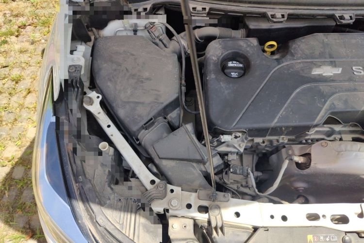 Used Chevrolet Cruze 2017 1.5L Automatic Xuanfeng Edition Engine Bay Right