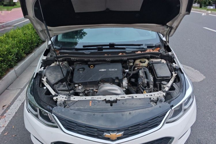 Used Chevrolet Cruze 2017 1.5L Manual Xuanfeng Edition Engine Bay
