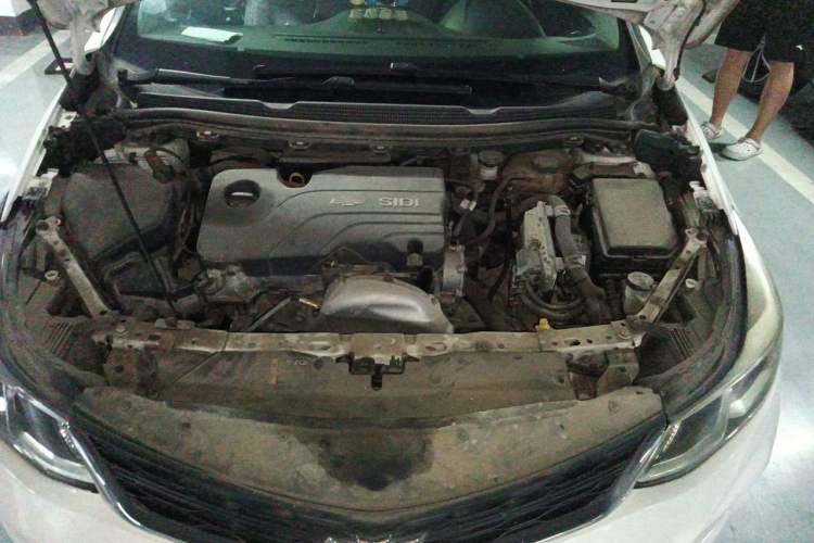 Used Chevrolet Cruze 2017 1.5L Automatic Pioneer Sunroof Edition Engine Bay