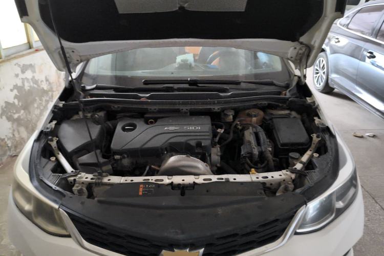 Used Chevrolet Cruze 2017 1.5L Automatic Pioneer Sunroof Edition Engine Bay