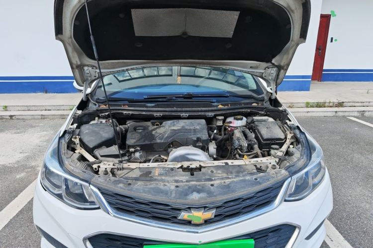 Used Chevrolet Cruze 2017 1.5L Automatic Pioneer Sunroof Edition Engine Bay