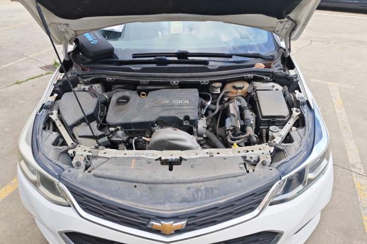 Used Chevrolet Cruze 2017 1.5L Automatic Pioneer Sunroof Edition Engine Bay