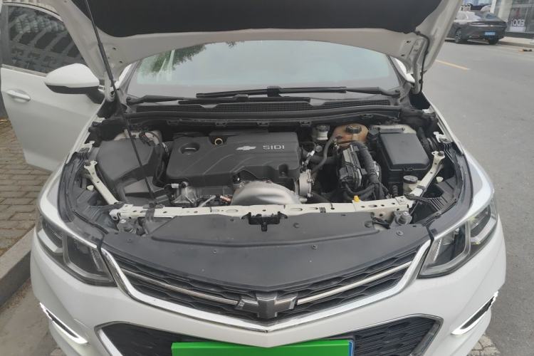 Used Chevrolet Cruze 2017 1.5L Automatic Pioneer Sunroof Edition Engine Bay