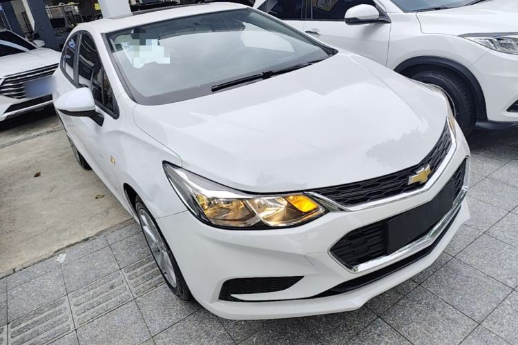 Used Chevrolet Cruze 2017 1.5L Automatic Pioneer Sunroof Edition Exterior 1