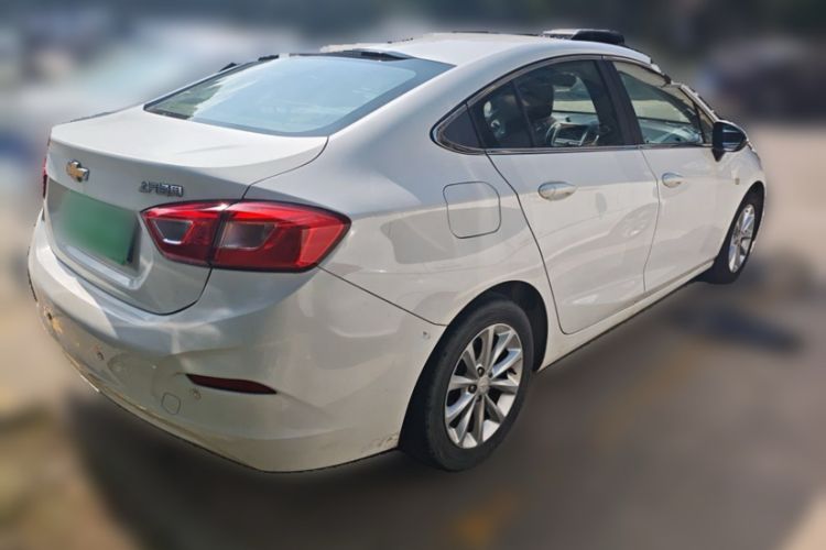 Used Chevrolet Cruze 2017 1.5L Automatic Pioneer Sunroof Edition Exterior 1