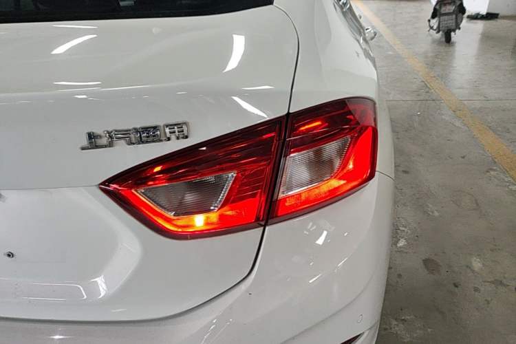 Used Chevrolet Cruze 2017 1.4T Dual-Clutch Lingfeng Edition Exterior 3