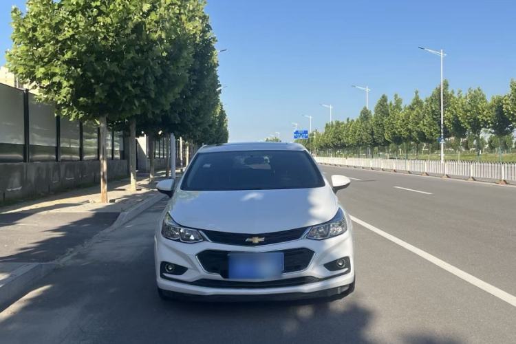 Used Chevrolet Cruze 2017 1.5L Hatchback Automatic Xuanfeng Edition Exterior 3