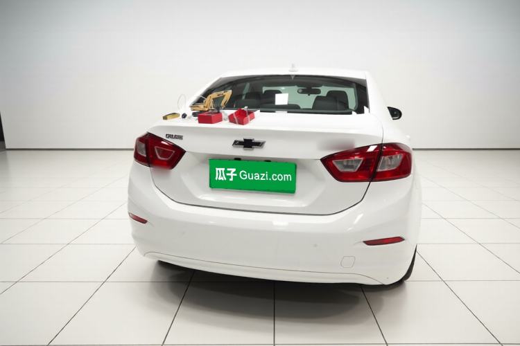Used Chevrolet Cruze 2017 1.5L Automatic Pioneer Sunroof Edition Exterior 4