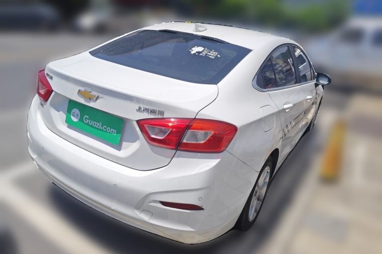 Used Chevrolet Cruze 2017 1.5L Manual Xuanfeng Edition Exterior 5