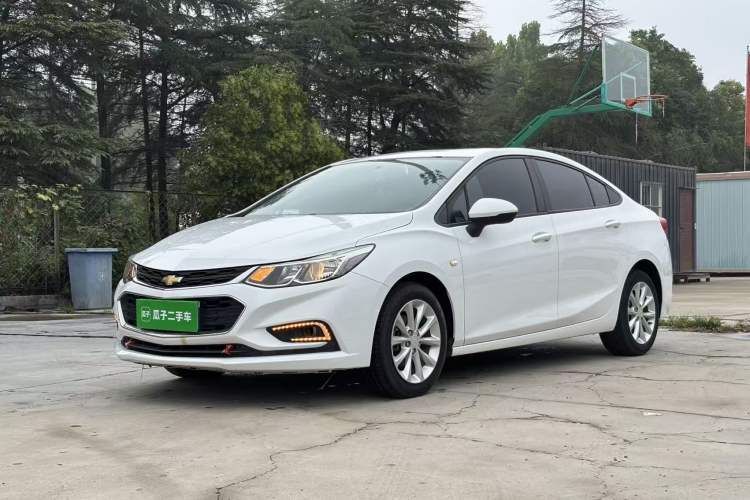 Used Chevrolet Cruze 2017 1.5L Automatic Pioneer Sunroof Edition Guazi used car, China used car export, Used car for sale, Used cars, Cheapest cars for sale