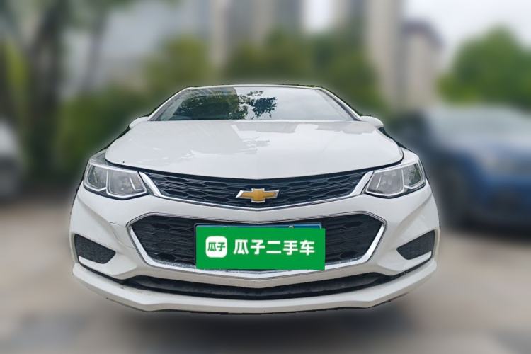 Used Chevrolet Cruze 2017 1.5L Automatic Pioneer Sunroof Edition Front