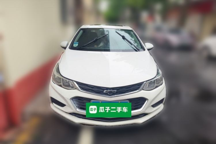 Used Chevrolet Cruze 2017 1.5L Automatic Pioneer Sunroof Edition Front