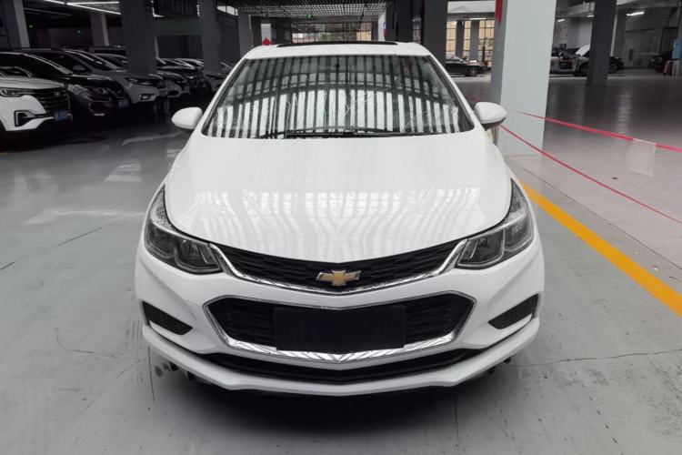 Used Chevrolet Cruze 2017 1.5L Automatic Pioneer Sunroof Edition Front