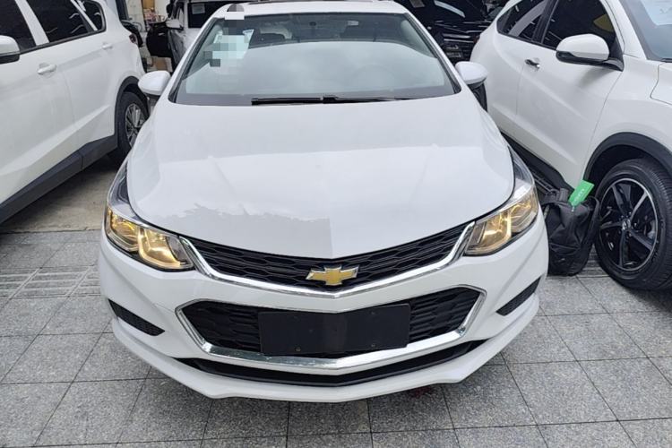 Used Chevrolet Cruze 2017 1.5L Automatic Pioneer Sunroof Edition Front