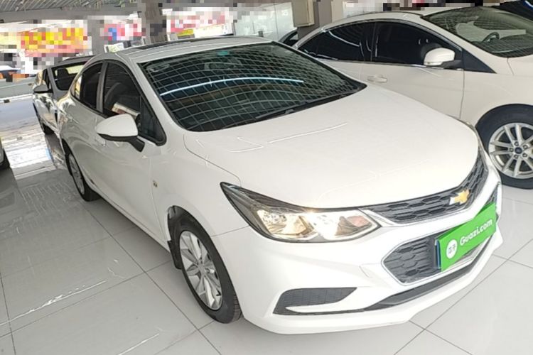 Used Chevrolet Cruze 2017 1.5L Automatic Pioneer Sunroof Edition Front Right 45 Deg