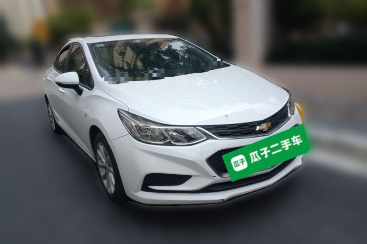 Used Chevrolet Cruze 2017 1.5L Automatic Pioneer Sunroof Edition Front Right 45 Deg