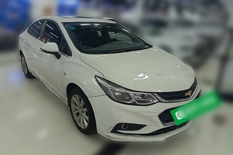 Used Chevrolet Cruze 2017 1.5L Automatic Xuanfeng Edition Front Right 45 Deg