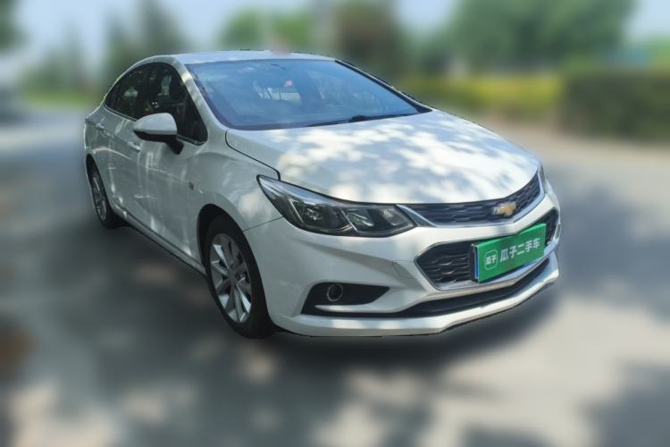 Used Chevrolet Cruze 2017 1.4T Dual-Clutch Xuanfeng Edition Front Right 45 Deg