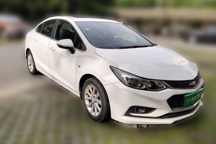Used Chevrolet Cruze 2017 1.5L Automatic Xuanfeng Edition Front Right 45 Deg