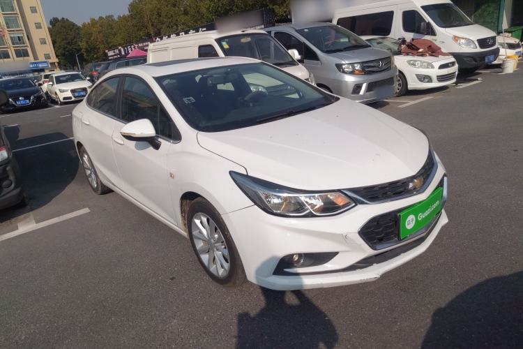 Used Chevrolet Cruze 2017 1.5L Automatic Xuanfeng Edition Front Right 45 Deg