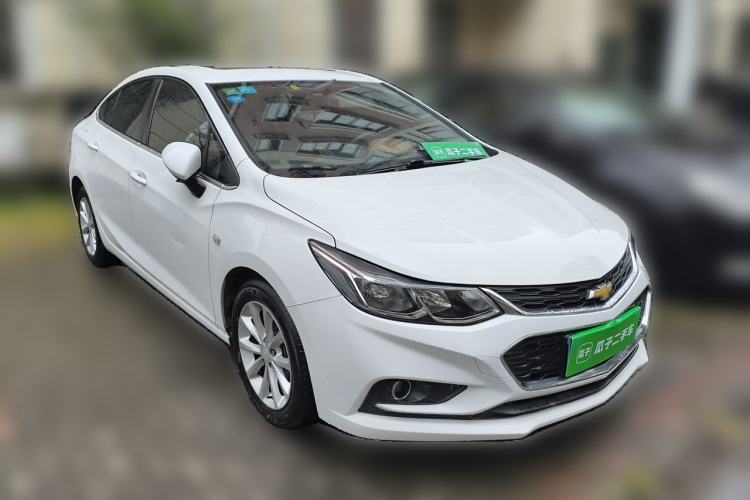 Used Chevrolet Cruze 2017 1.4T Dual-Clutch Xuanfeng Edition Front Right 45 Deg