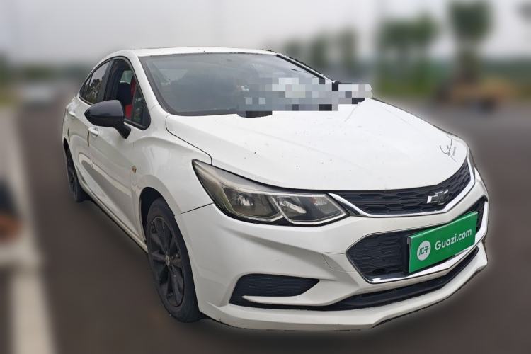 Used Chevrolet Cruze 2017 1.5L Automatic Pioneer Sunroof Edition Front Right 45 Deg