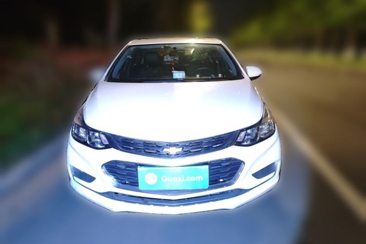 Used Chevrolet Cruze 2017 1.5L Automatic Pioneer Sunroof Edition Front