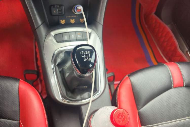 Used Chevrolet Cruze 2017 1.5L Manual Xuanfeng Edition Gear Lever