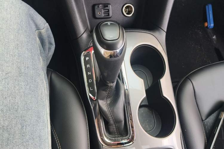 Used Chevrolet Cruze 2017 1.5L Automatic Xuanfeng Edition Gear Lever