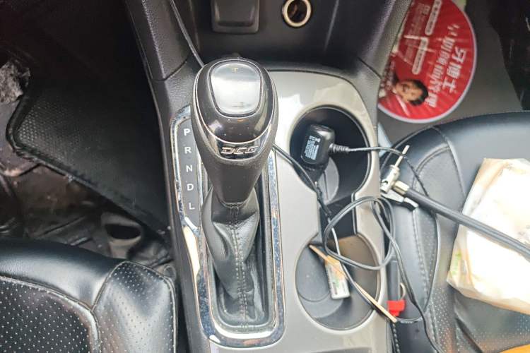 Used Chevrolet Cruze 2017 1.4T Dual-Clutch Pioneer Sunroof Edition Gear Lever