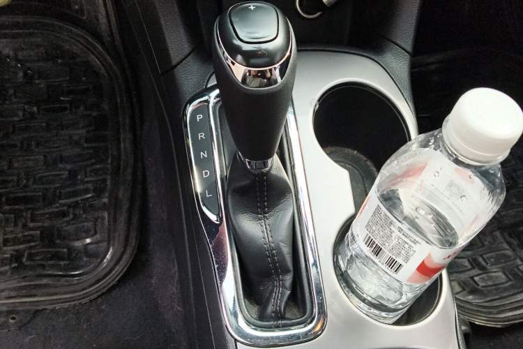 Used Chevrolet Cruze 2017 1.5L Automatic Xuanfeng Edition Gear Lever