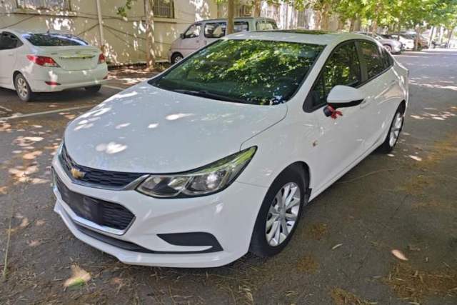 Used Chevrolet Cruze 2017 1.5L Automatic Pioneer Sunroof Edition