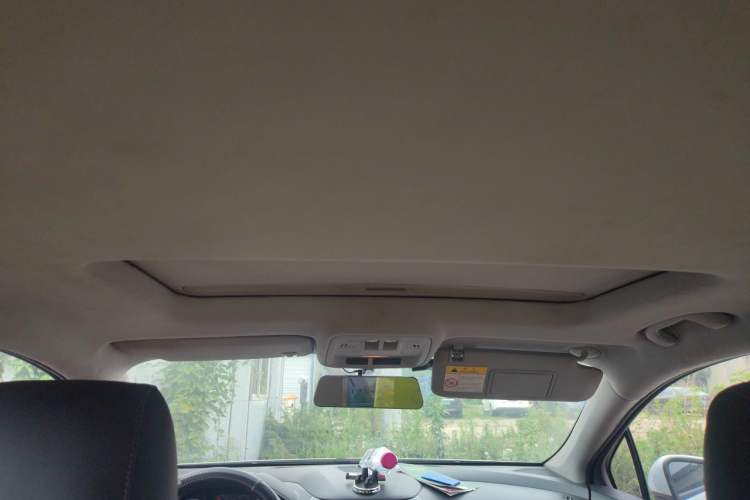 Used Chevrolet Cruze 2017 1.5L Automatic Pioneer Sunroof Edition Headliner