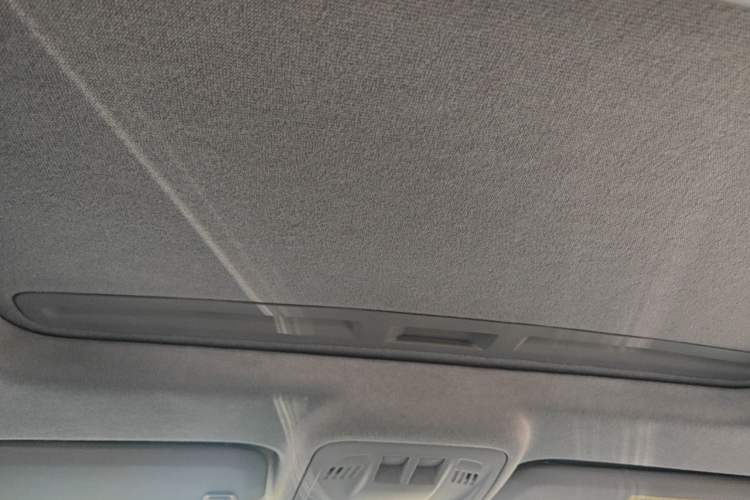 Used Chevrolet Cruze 2017 1.5L Hatchback Automatic Xuanfeng Edition Headliner